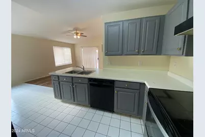 10849 W Monterosa Street, Phoenix, AZ 85037 - Photo 9