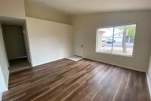 10849 W Monterosa St, Phoenix, AZ 85037 - Photo 5