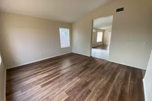 10849 W Monterosa St, Phoenix, AZ 85037 - Photo 3