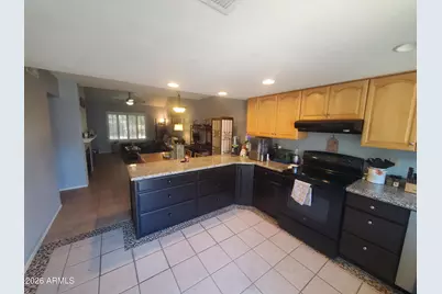 10100 N 89th Avenue #33, Peoria, AZ 85345 - Photo 5