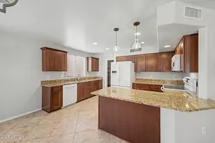 9315 W Palmer Dr, Peoria, AZ 85345 - Photo 7