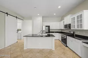 20980 W Sunrise Ln, Buckeye, AZ 85396 - Photo 11