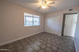 5723 W Wilshire Dr, Phoenix, AZ 85035 - Photo 9