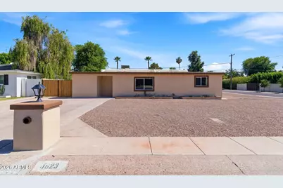 4623 E Devonshire Avenue, Phoenix, AZ 85018 - Photo 1