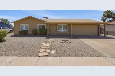 512 N Los Feliz Drive, Chandler, AZ 85226 - Photo 1
