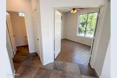 2513 W Florentine Road, Phoenix, AZ 85086 - Photo 7