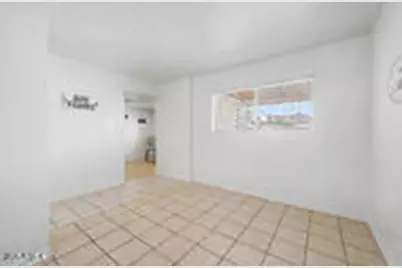 823 E Carol Avenue #2, Phoenix, AZ 85020 - Photo 5