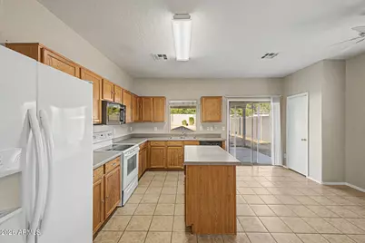 2223 E Andalusian Loop, San Tan Valley, AZ 85140 - Photo 7