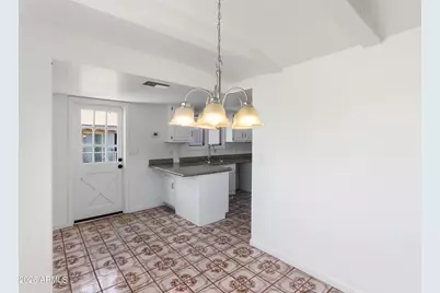 919 N Gilbert Avenue, Casa Grande, AZ 85122 - Photo 11