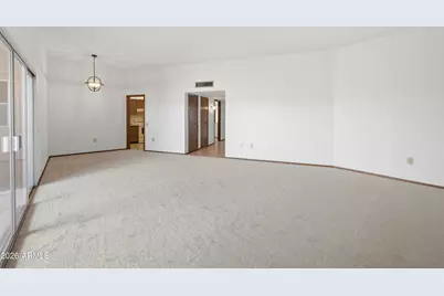 13849 N Thunderbird Boulevard, Sun City, AZ 85351 - Photo 15