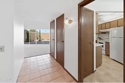 13849 N Thunderbird Boulevard, Sun City, AZ 85351 - Photo 11