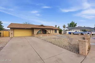 646 S 37th St, Mesa, AZ 85206 - Photo 1