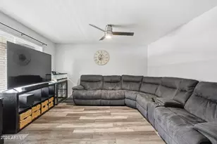 646 S 37th St, Mesa, AZ 85206 - Photo 3