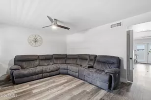 646 S 37th St, Mesa, AZ 85206 - Photo 5