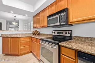 3235 E Camelback Rd, Phoenix, AZ 85018 - Photo 5