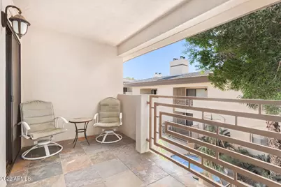3235 E Camelback Road #Unit 201, Phoenix, AZ 85018 - Photo 11