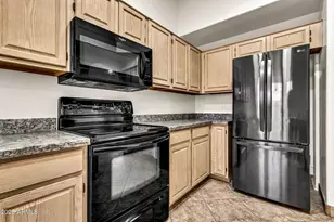 9379 E Windrose Dr, Scottsdale, AZ 85260 - Photo 19