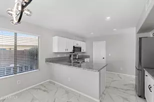 4734 E Mossman Rd, Phoenix, AZ 85050 - Photo 9