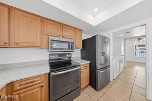 13415 N 25th Dr, Phoenix, AZ 85029 - Photo 17