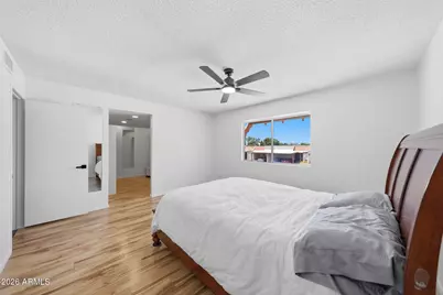 13415 N 25th Drive, Phoenix, AZ 85029 - Photo 33