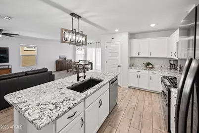 654 E Buckingham Avenue, Gilbert, AZ 85297 - Photo 3