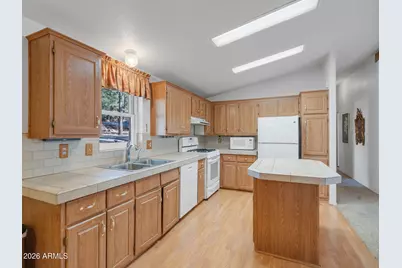 13112 E Fallow Deer Road, Parks, AZ 86018 - Photo 9