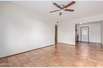 7153 N 57th Drive #Apt 3, Glendale, AZ 85301 - Photo 5