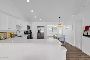 17848 N 30th Pl, Phoenix, AZ 85032 - Photo 11