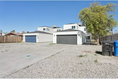 2324 E Oak Street, Phoenix, AZ 85006 - Photo 1