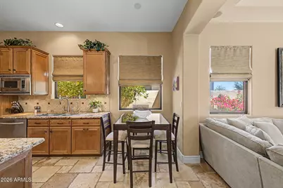 3238 E Mountain Village Circle, Phoenix, AZ 85042 - Photo 13