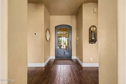 3238 E Mountain Village Circle, Phoenix, AZ 85042 - Photo 7