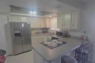 4733 W Continental Dr, Glendale, AZ 85308 - Photo 5