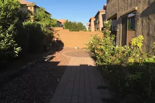 2048 W Monte Cristo Ave, Phoenix, AZ 85023 - Photo 9