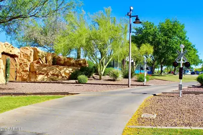 39807 N Belfair Way, Anthem, AZ 85086 - Photo 11