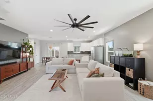 1021 E Odeum Ln, Phoenix, AZ 85040 - Photo 7