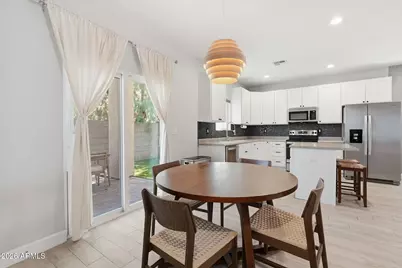 1021 E Odeum Lane, Phoenix, AZ 85040 - Photo 15