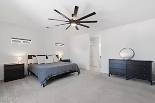 1021 E Odeum Ln, Phoenix, AZ 85040 - Photo 17