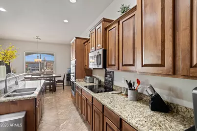16446 W Pioneer Street, Goodyear, AZ 85338 - Photo 33
