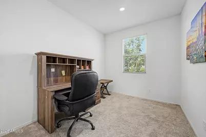 5833 S 23rd Drive, Phoenix, AZ 85041 - Photo 11
