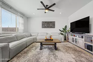 5833 S 23rd Dr, Phoenix, AZ 85041 - Photo 5