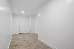3453 W Hearn Rd, Phoenix, AZ 85053 - Photo 15