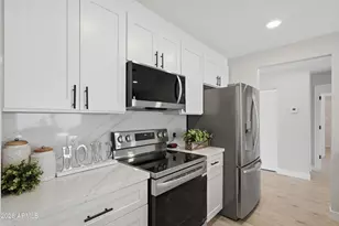 3453 W Hearn Rd, Phoenix, AZ 85053 - Photo 5