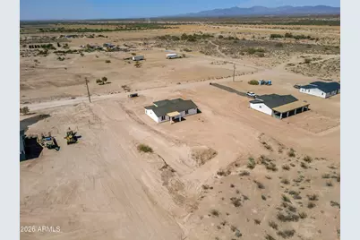 32959 W Elwood Street, Tonopah, AZ 85354 - Photo 35