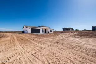 32959 W Elwood St, Tonopah, AZ 85354 - Photo 31