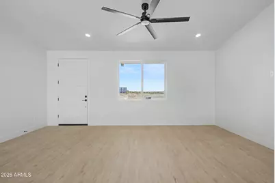 32959 W Elwood Street, Tonopah, AZ 85354 - Photo 7
