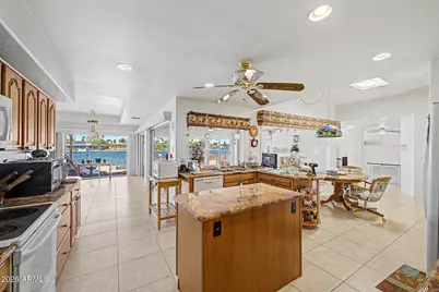 13835 N Crown Point Court, Sun City, AZ 85351 - Photo 15