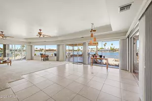 13835 N Crown Point Ct, Sun City, AZ 85351 - Photo 9