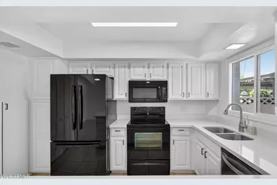 8548 E McDonald Drive, Scottsdale, AZ 85250 - Photo 1
