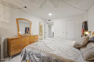 10020 W Royal Oak Rd, Sun City, AZ 85351 - Photo 13
