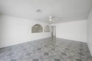 3207 N 54th Ave, Phoenix, AZ 85031 - Photo 9